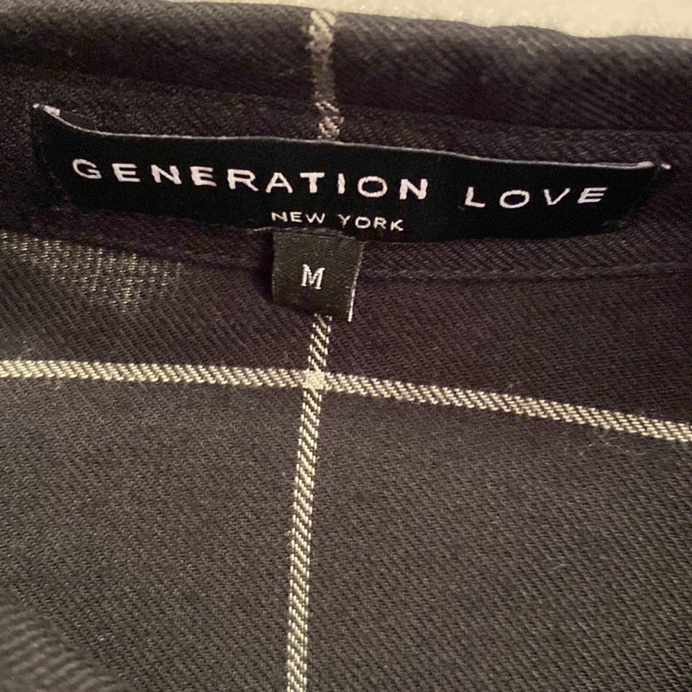Generation love button down - Picture 3 of 4